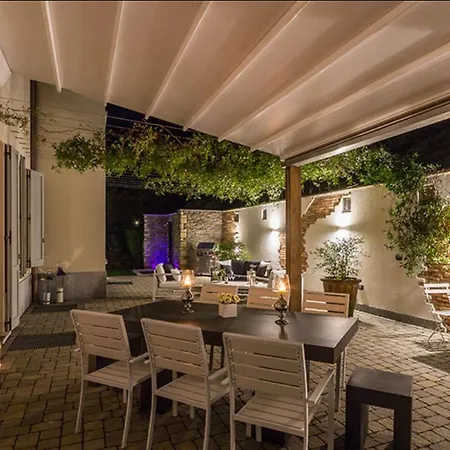 The Apartment Como