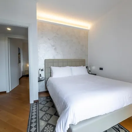 The Apartment Como