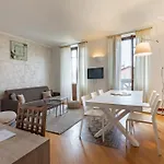 The Apartment Como